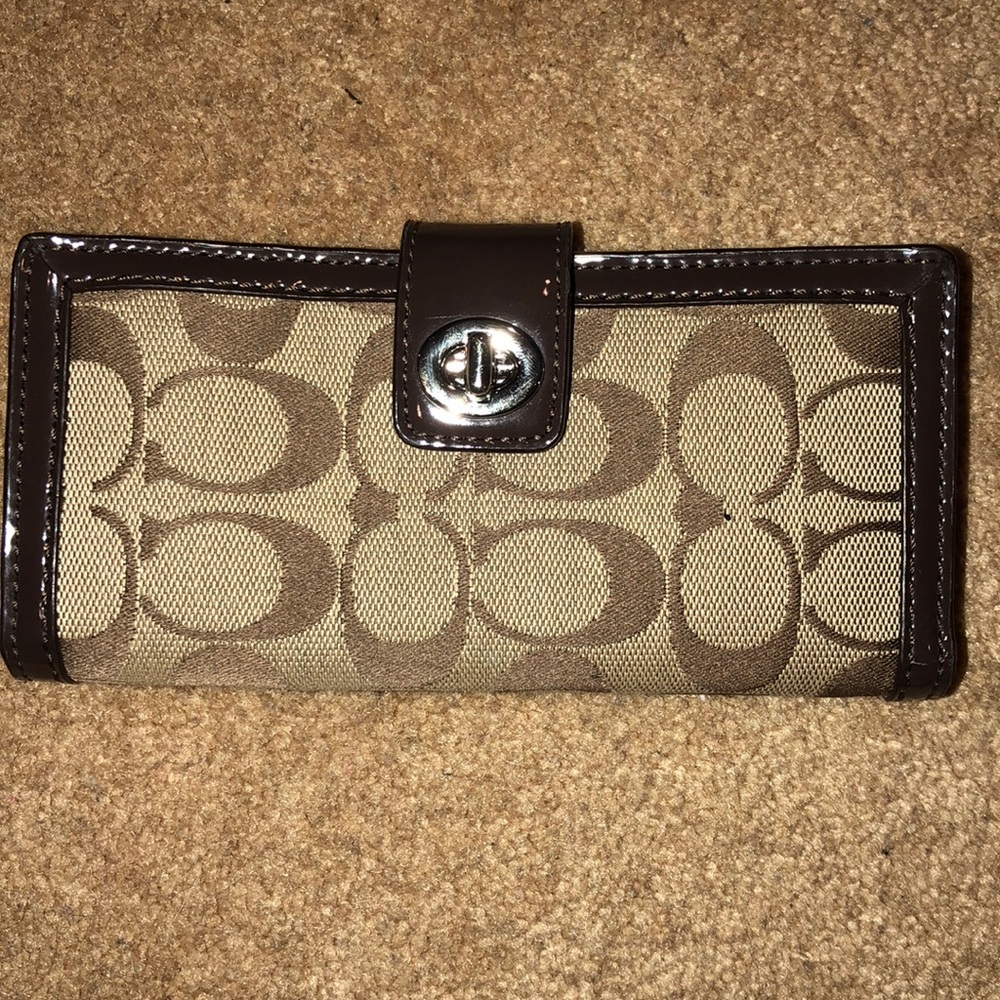 Coach wallet